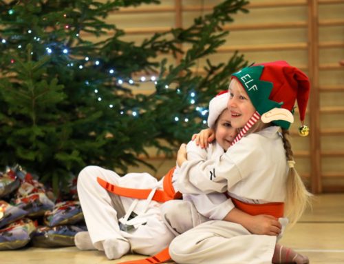 2025-12-06 XIII Mikołajkowe Mistrzostwa i 30-lecie klubu – Hali OSiR Góra Kalwaria